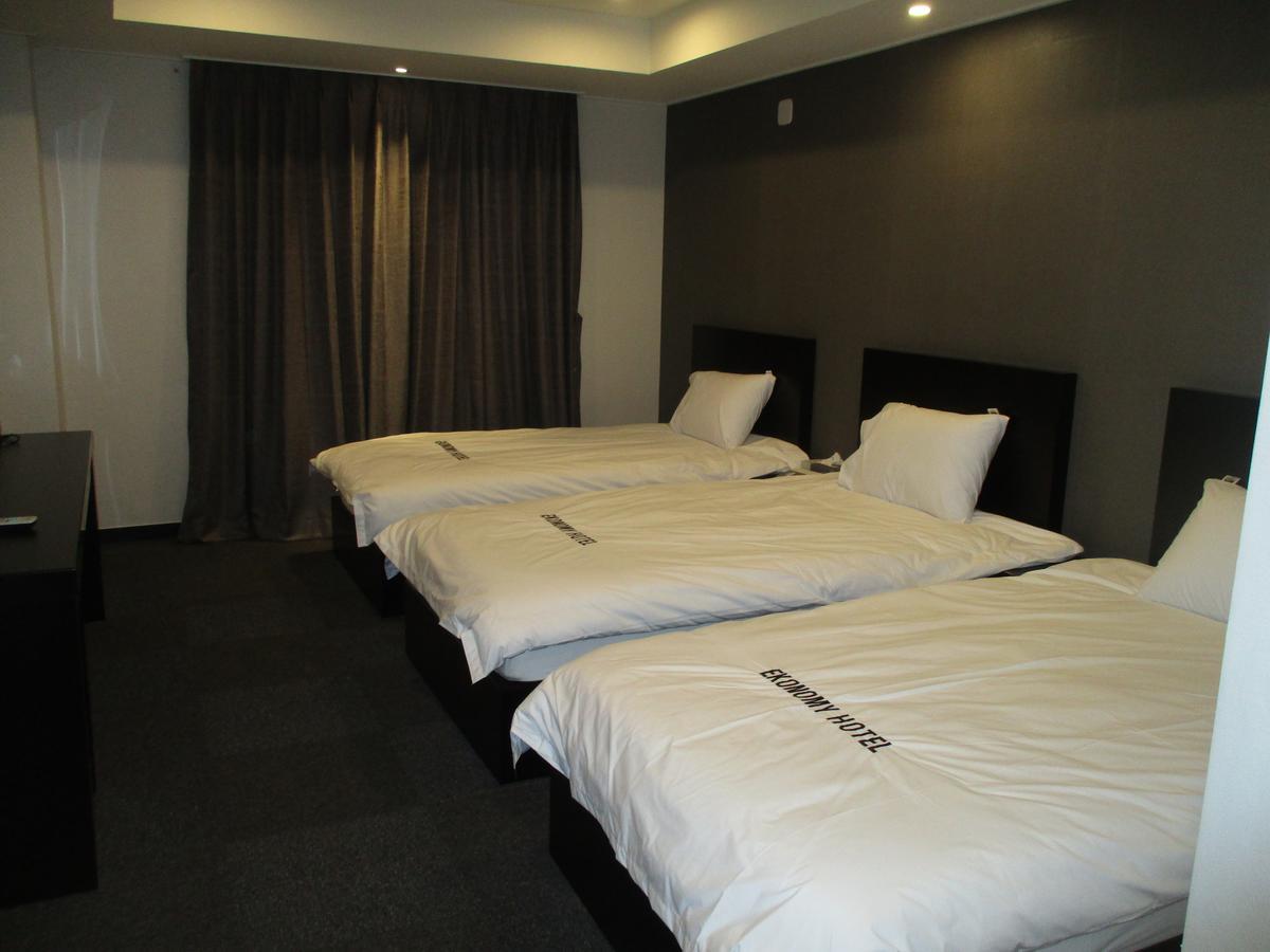 Ekonomy Hotel Jeongseon Exterior foto